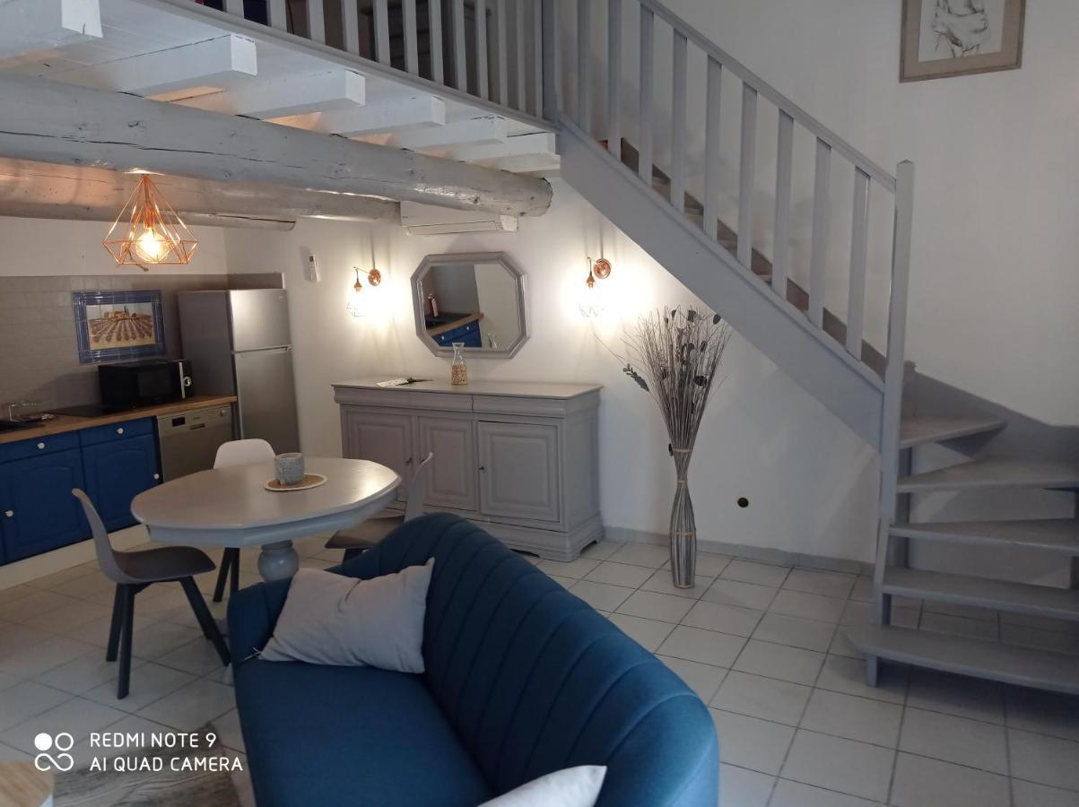 Appartements Et Valréas المظهر الخارجي الصورة