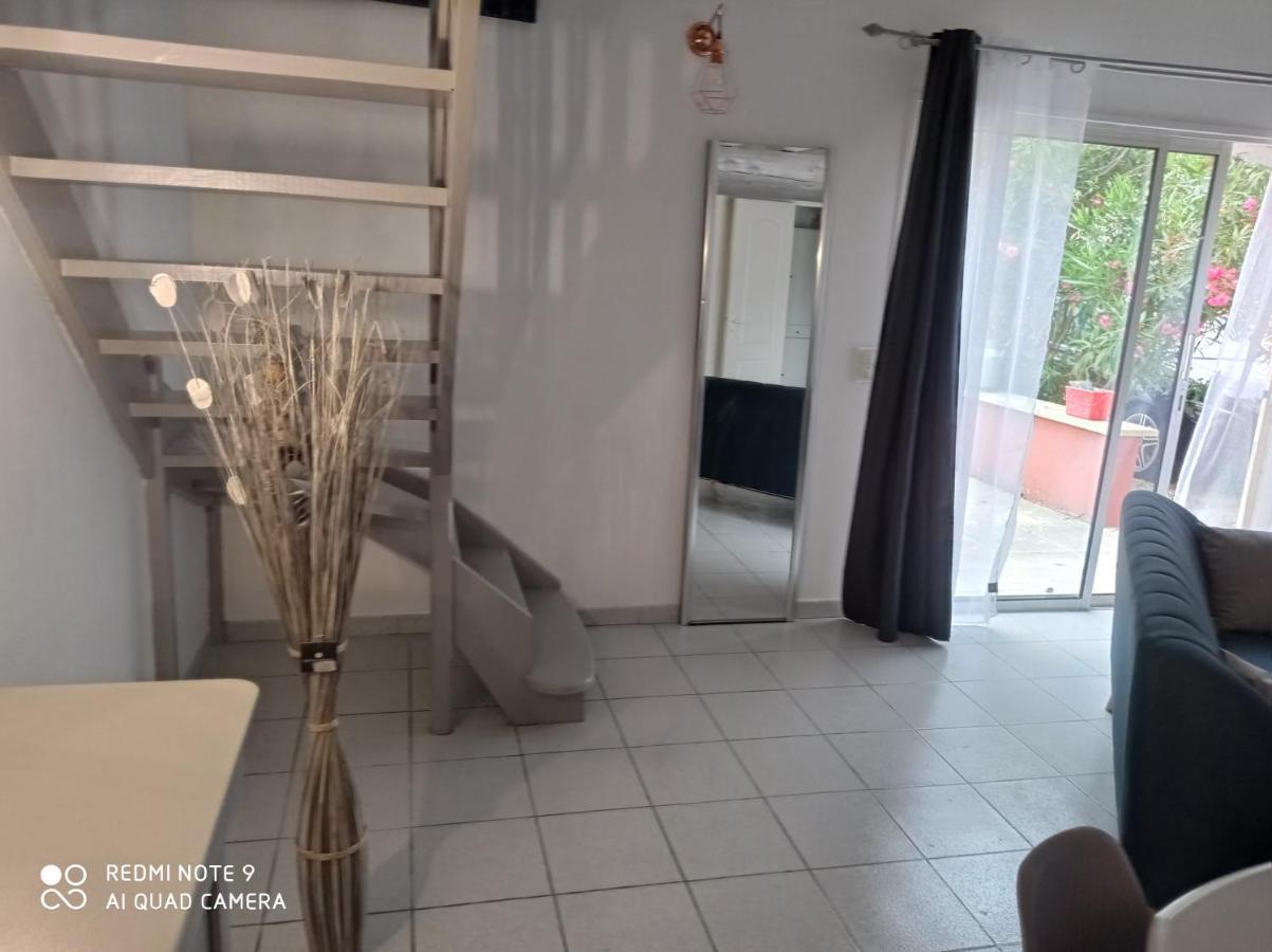Appartements Et Valréas المظهر الخارجي الصورة