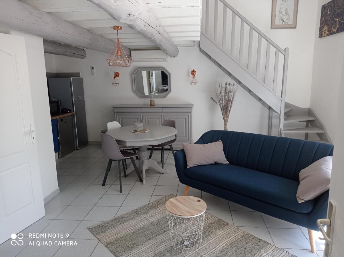 Appartements Et Valréas المظهر الخارجي الصورة