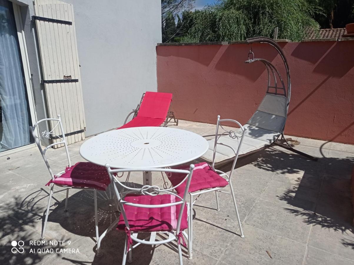 Appartements Et Valréas المظهر الخارجي الصورة