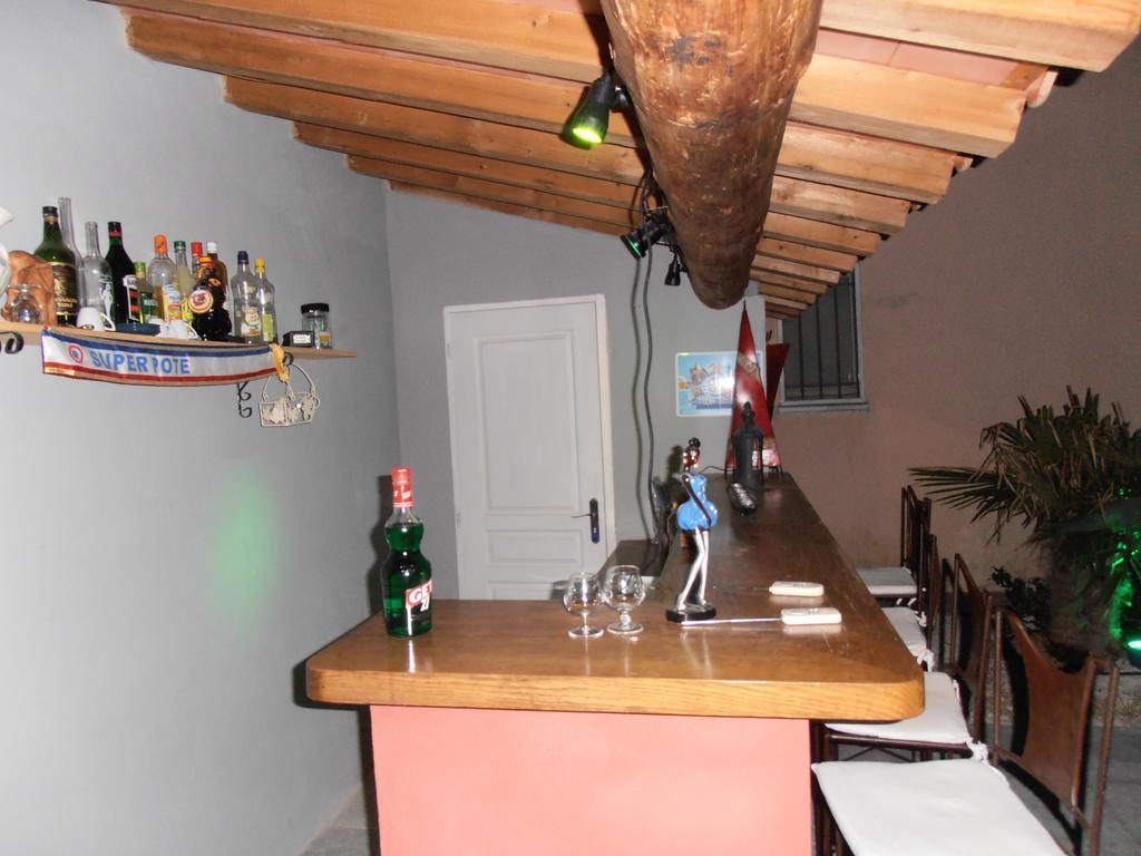 Appartements Et Valréas الغرفة الصورة