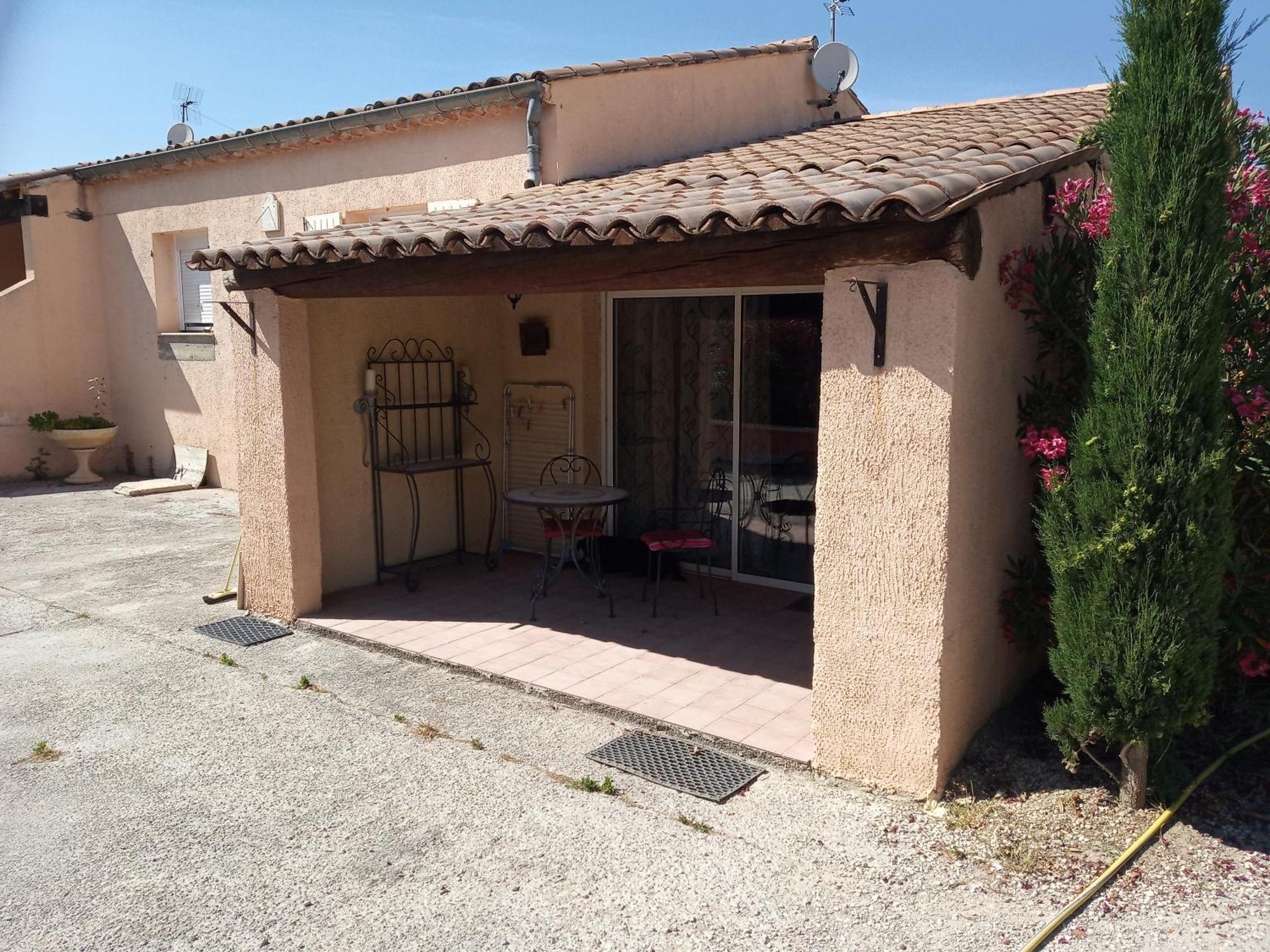 Appartements Et Valréas الغرفة الصورة
