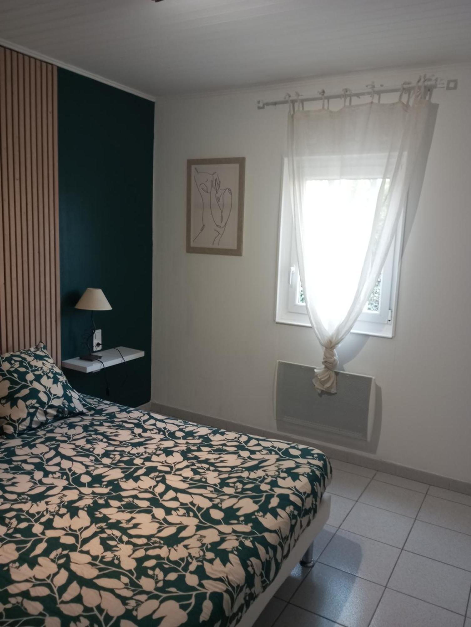 Appartements Et Valréas المظهر الخارجي الصورة